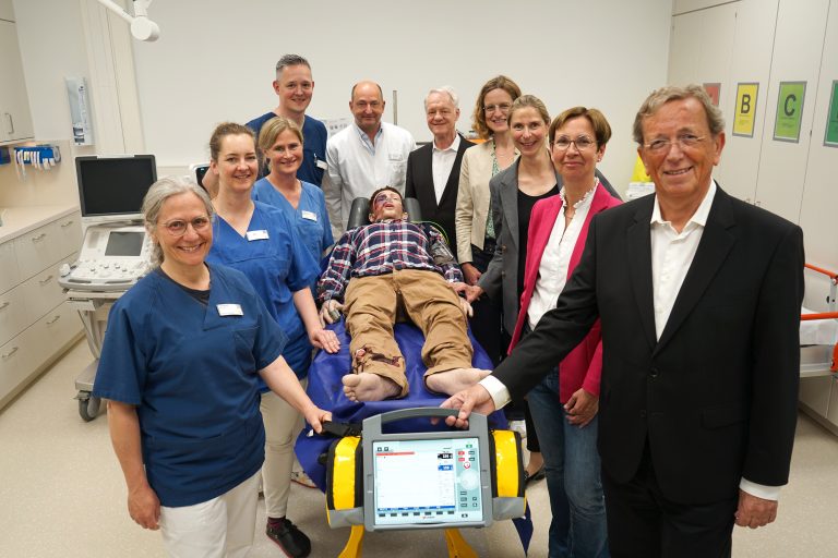 Christophorus Kliniken Förderverein Spende der Bürgerstiftung Trainings- und Simulationszentrum