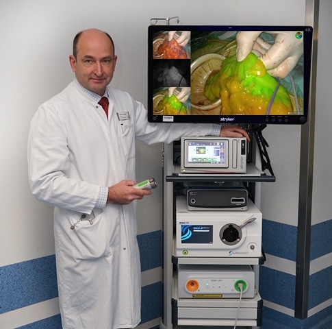 Christophorus-Kliniken Chirurgische Klinik 1 erwirbt modernsten Laparoskopieturm Angiofluuoreszenz macht Darmoperationen sicherer