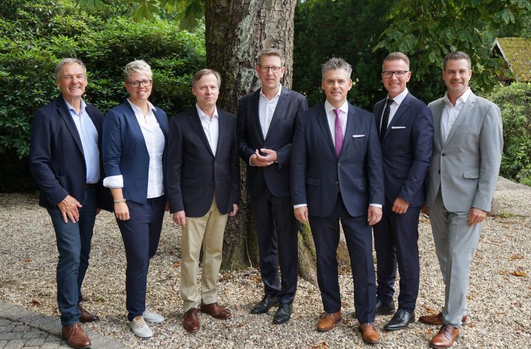 Christophorus Kliniken Klinik für Innere Medizin und Gastroenterologie Zweiter Chefarzt Dr. Matthias Ross