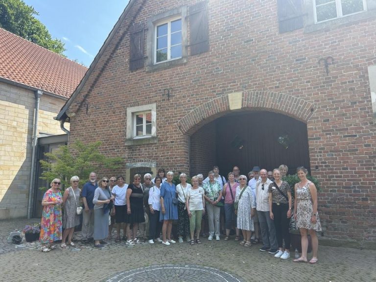 Christophorus Kliniken Sommerevent der Ehrenamtler:innen